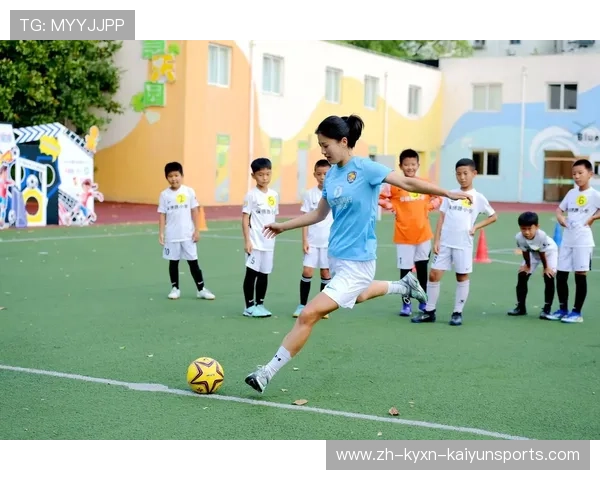 足球运动员的职业素养提升与个人品牌塑造